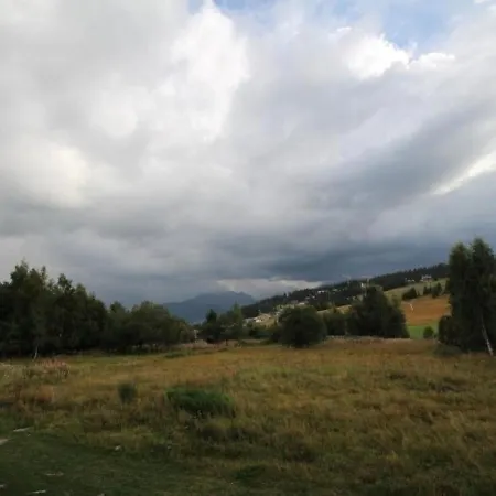 - 5 Pers, 29 M2, 2/1